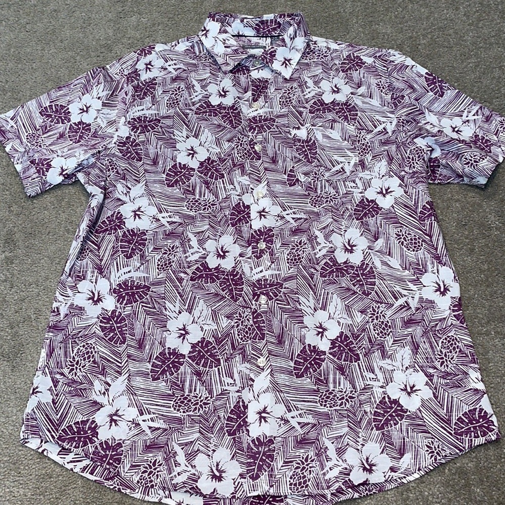 Men’s Van Heusen Air Classic Fit Button Down Cotton Collared Floral Dress Shirt